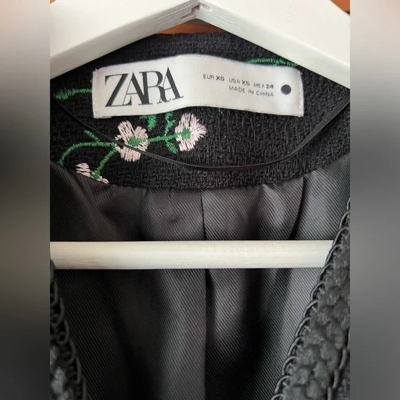 Cropped Embroidered Open Cardigan Jacket - Picture 3 of 4